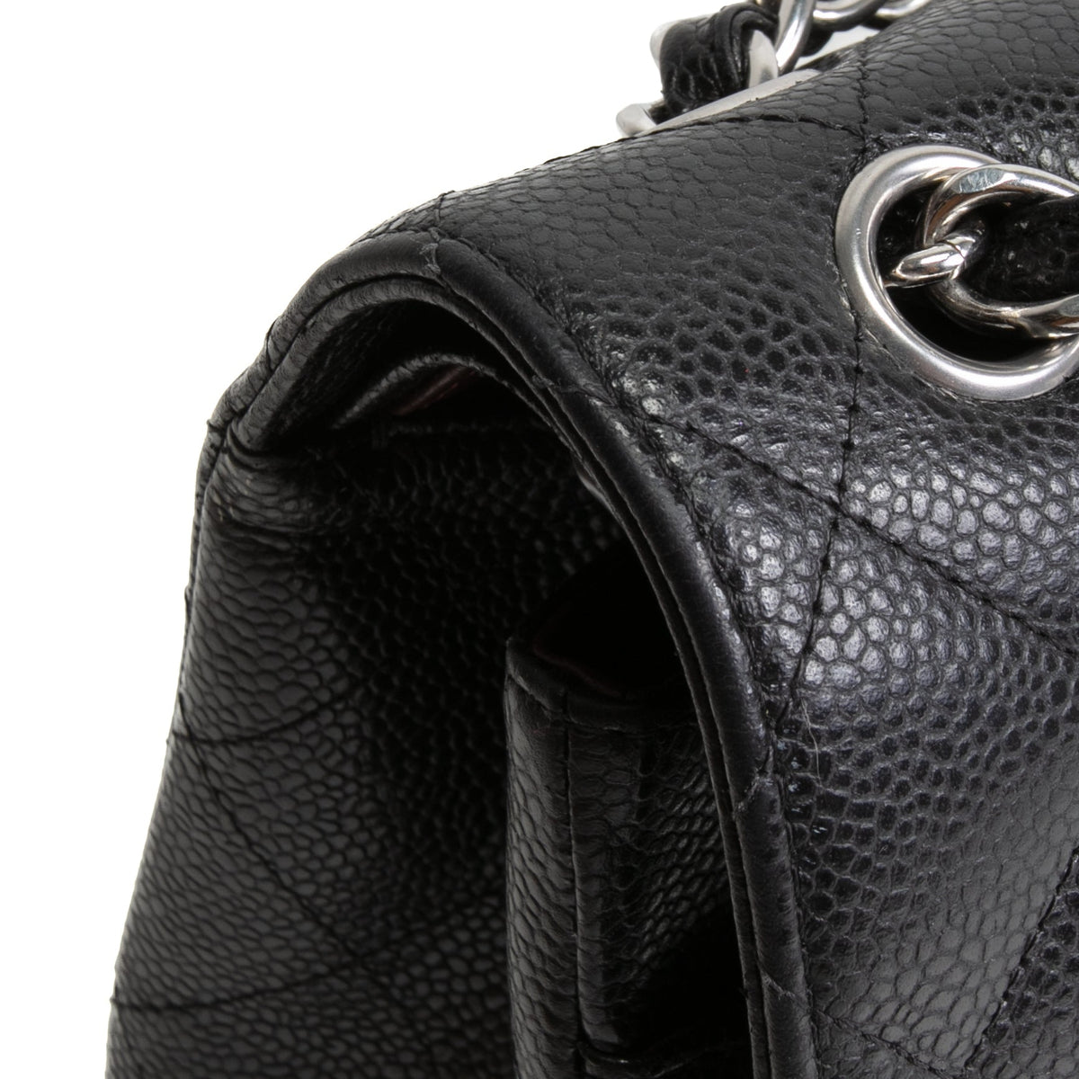 CHANEL Caviar Jumbo Double Flap Bag - Black