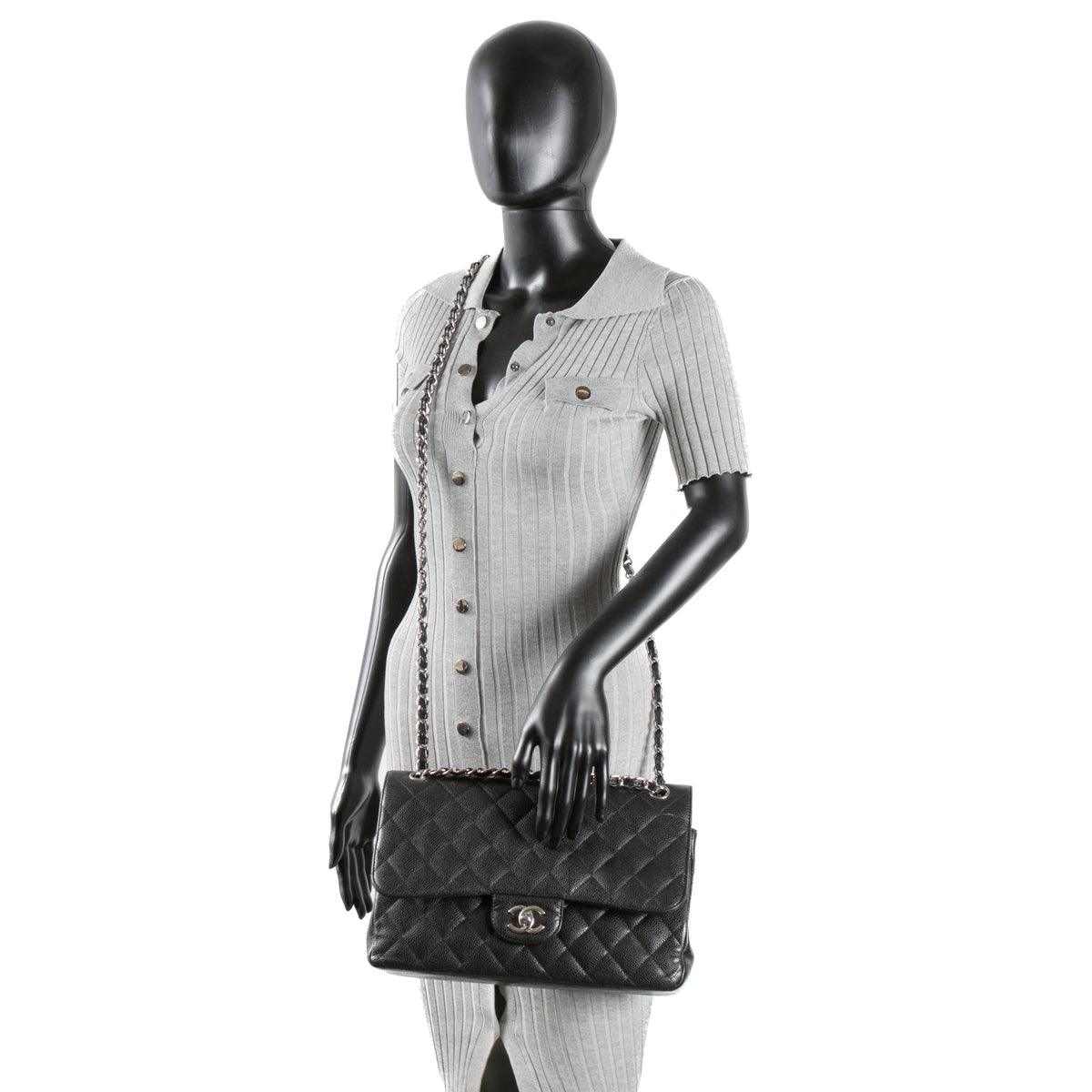 CHANEL Caviar Jumbo Double Flap Bag - Black