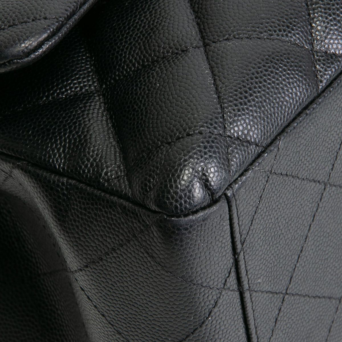 CHANEL Caviar Quilted Maxi Double Flap - Black