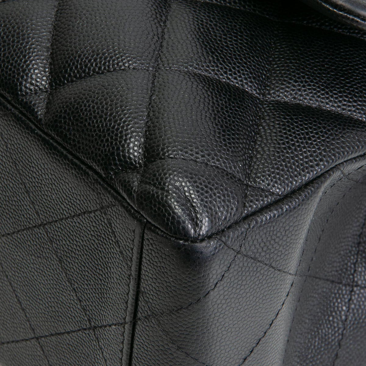 CHANEL Caviar Quilted Maxi Double Flap - Black