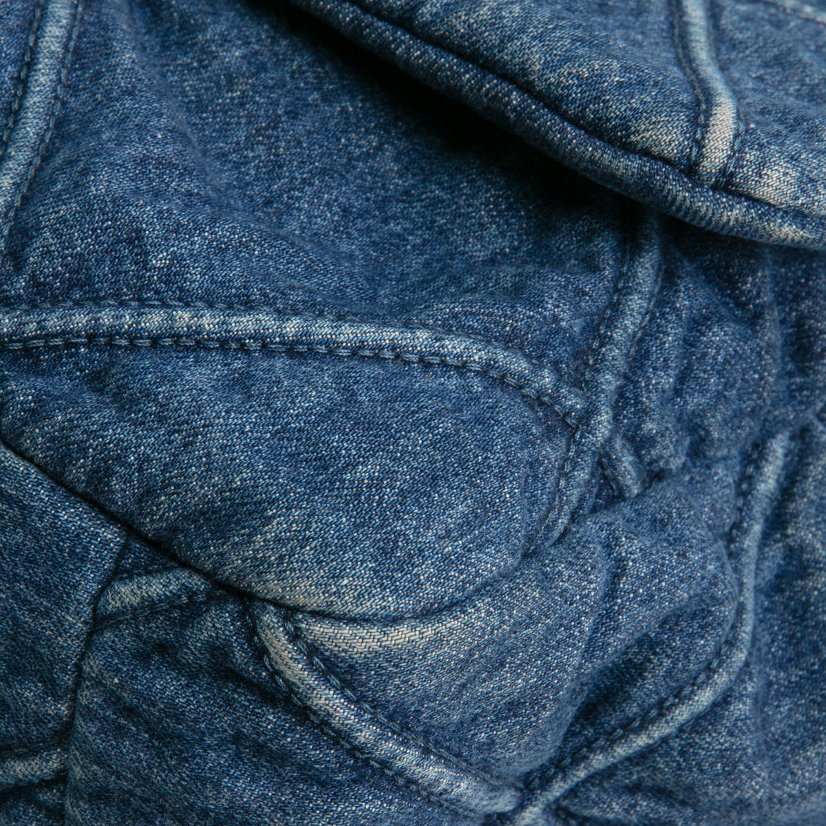CHANEL 19 Denim Maxi Flap - Blue Jean