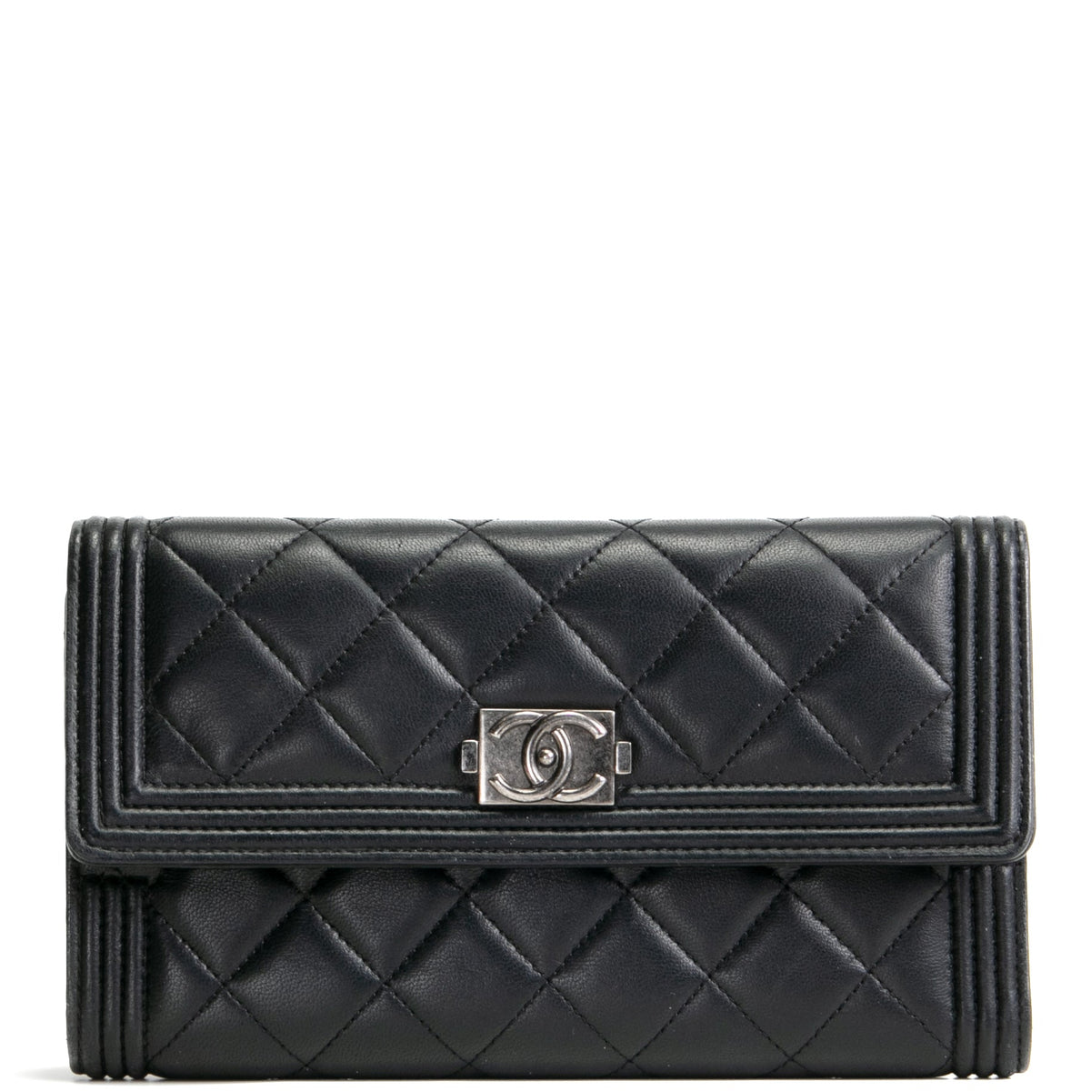 CHANEL Quilted Lambskin Boy Flap Wallet - Black