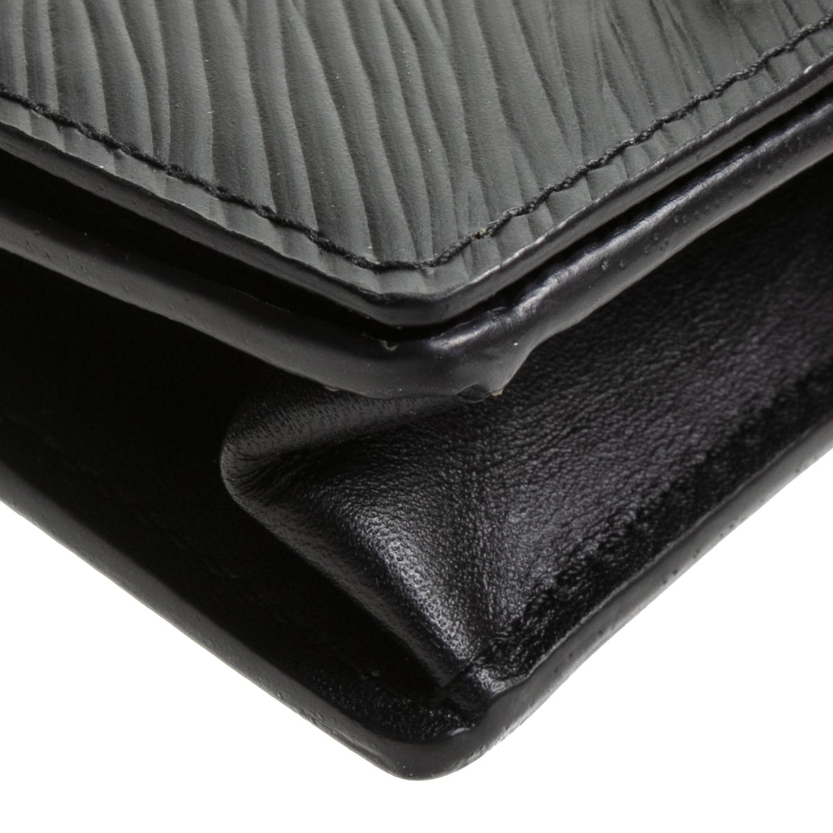 LOUIS VUITTON Twist Multicartes Card Case Epi Leather - Black