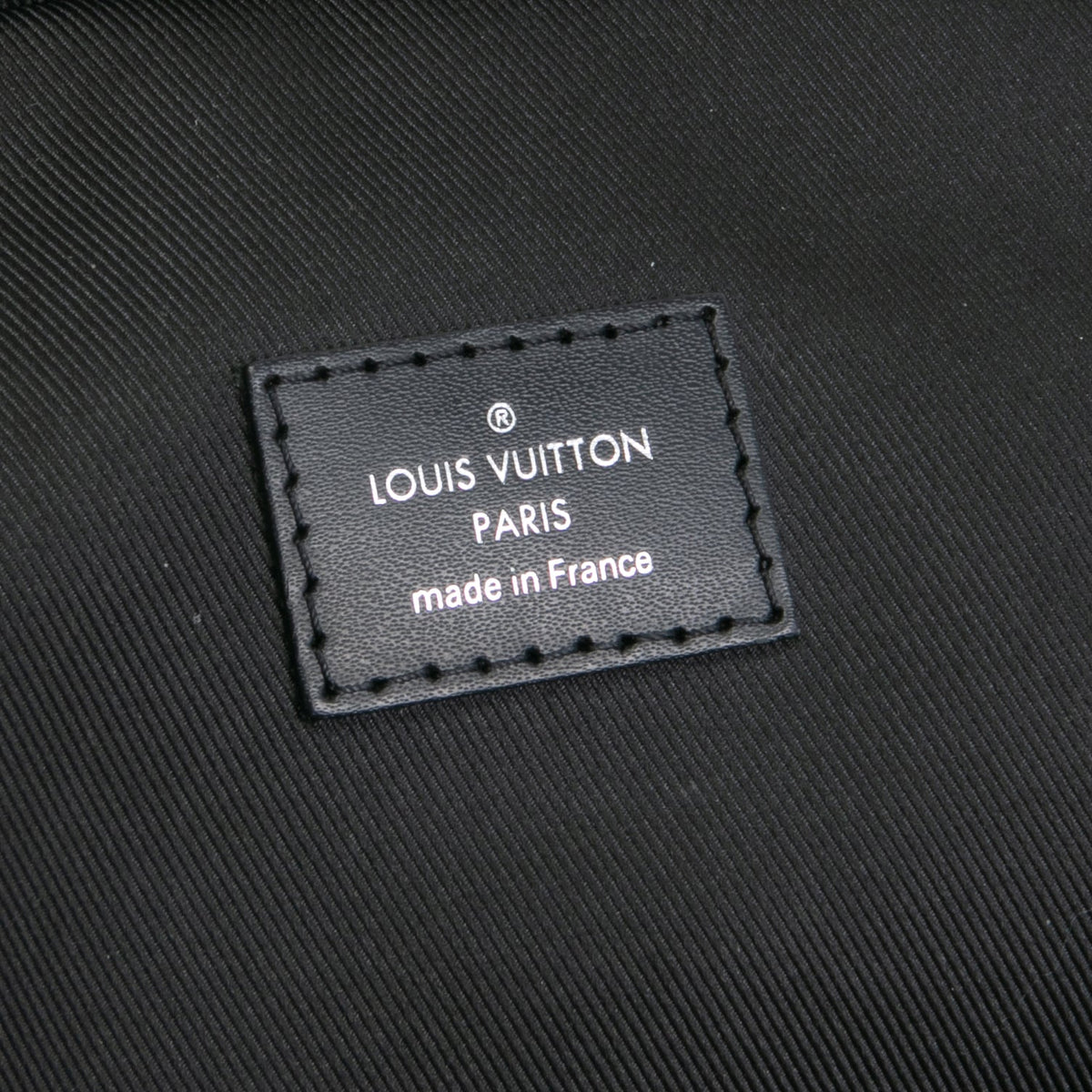 LOUIS VUITTON Avenue Slingbag - Damier Graphite