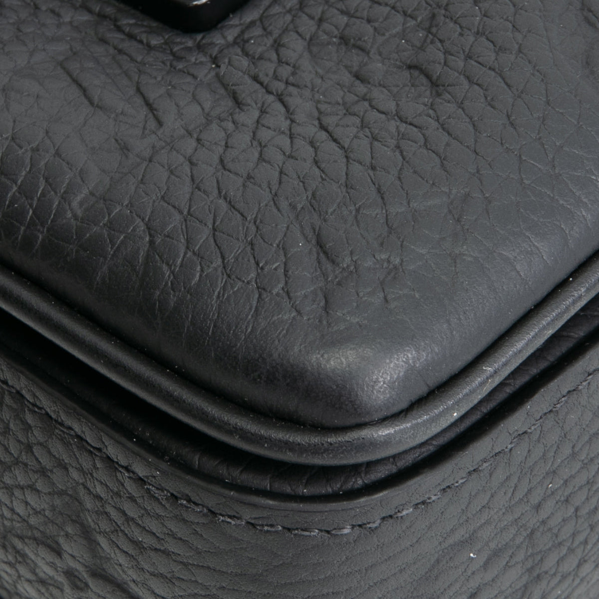 Louis Vuitton S-Lock Vertical Wearable Wallet - Black