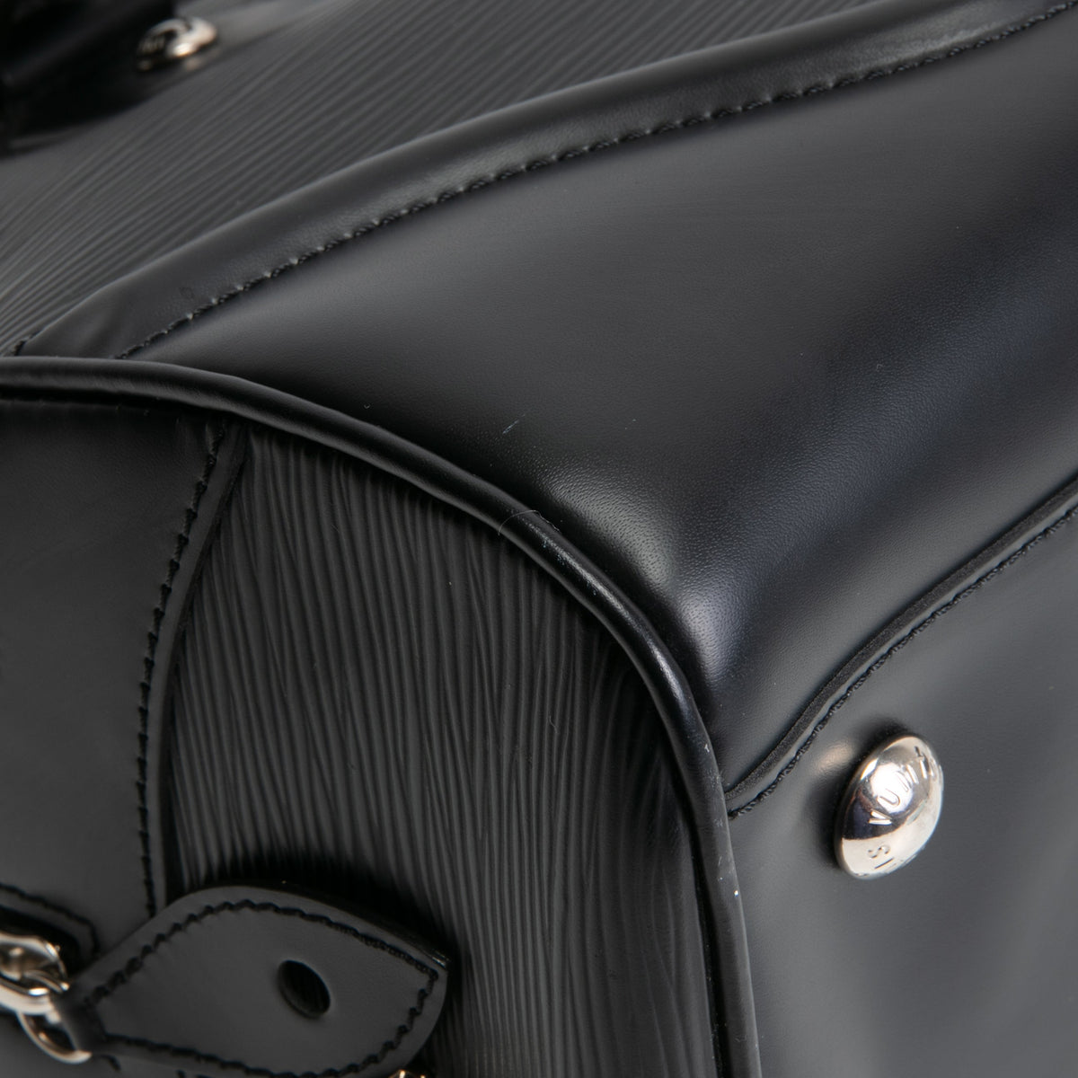 Louis Vuitton Epi Montaigne GM Black